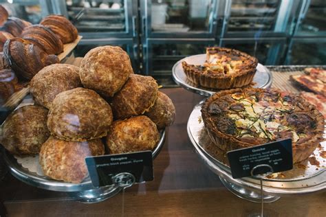 Tartine bakery - Tartine is a thoughtful expression of modern craft through good food and warm experiences. We are a product of our communities and our friends.